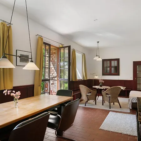 Hof Luisenau Apartment *