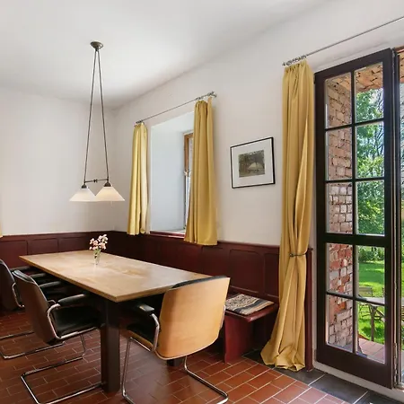 Hof Luisenau Apartamento